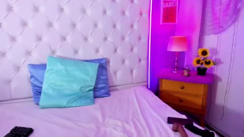    online show from January 17, 2025, 9:28 am