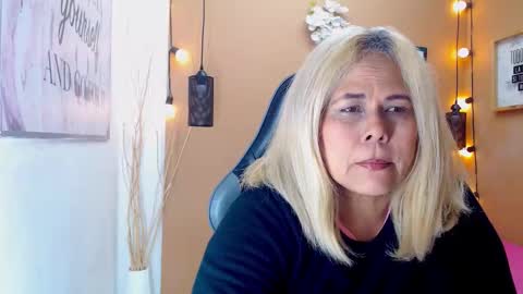 Snapshot of eva_love49 chatting on November 27, 2025, 11:56 am eva_love49 online show from November 27, 2025, 11:56 am