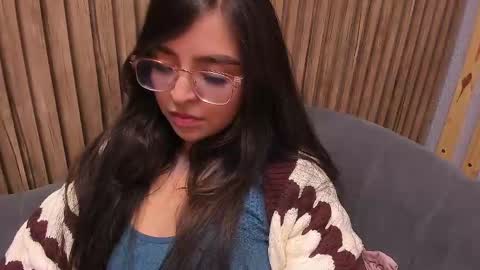 Snapshot of eva_macalliter chatting on January 29, 2025, 9:55 am Angelinne online show from January 29, 2025, 9:55 am