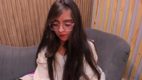 Snapshot of eva_macalliter chatting on February 7, 2025, 6:03 am Angelinne online show from February 7, 2025, 6:03 am