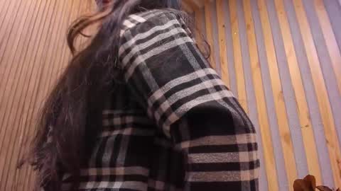 Snapshot of eva_macalliter chatting on February 20, 2025, 5:44 am Angelinne online show from February 20, 2025, 5:44 am