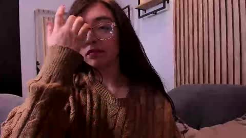 Snapshot of eva_macalliter chatting on September 10, 2025, 1:55 pm Angelinne online show from September 10, 2025, 1:55 pm