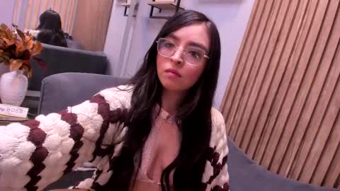 Snapshot of eva_macalliter chatting on September 27, 2025, 3:11 am Angelinne online show from September 27, 2025, 3:11 am