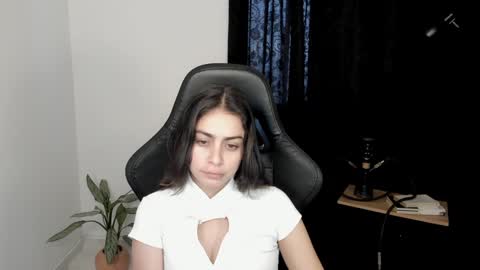 Snapshot of eva_monn chatting on January 4, 2025, 8:59 pm eva_monn online show from January 4, 2025, 8:59 pm