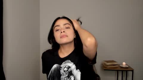 eva_monn online show from January 15, 2026, 11:41 pm