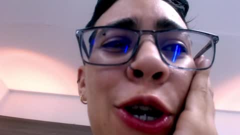 Eva cute online show from December 21, 2024, 1:15 am