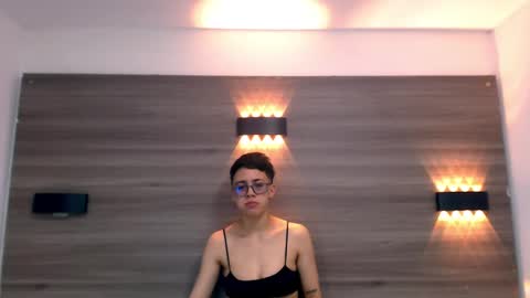 Eva cute online show from February 4, 2025, 7:22 pm