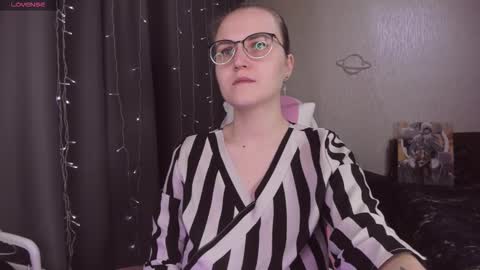 Eva online show from November 28, 2025, 11:13 am