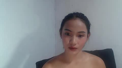 Snapshot of eva_pinay19 chatting on November 8, 2025, 9:20 am eva_pinay19 online show from November 8, 2025, 9:20 am