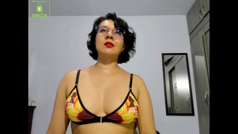 Eva online show from December 22, 2024, 7:21 pm