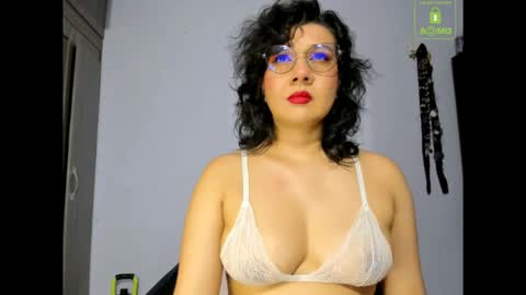 Eva online show from March 3, 2026, 7:20 pm