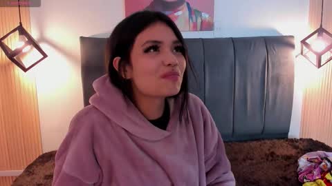 Eva   Emily online show from October 17, 2025, 11:46 am