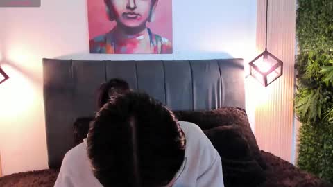 Eva   Emily online show from October 22, 2025, 11:43 am