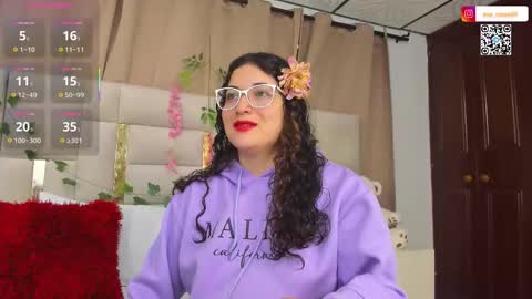 Eva  online show from September 20, 2025, 11:55 am