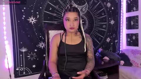 Eva  online show from September 24, 2025, 6:28 am