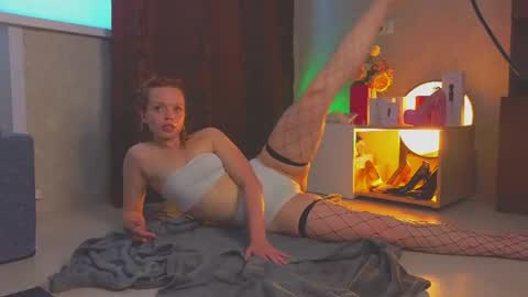 Snapshot of eva_sinn chatting on June 24, 2026, 3:44 pm Hi there i am Eva and i wish create a nice community with you so join my Ticket Show for more pleasure online show from June 24, 2026, 3:44 pm