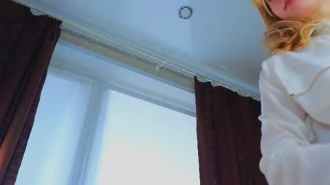 Snapshot of eva_sinn chatting on August 1, 2026, 9:08 am Hi there i am Eva and i wish create a nice community with you so join my Ticket Show for more pleasure online show from August 1, 2026, 9:08 am