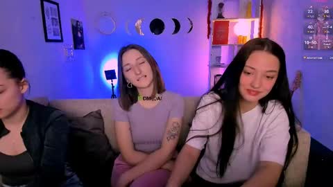 Snapshot of eva_smiith_ chatting on April 30, 2026, 5:47 am Eva online show from April 30, 2026, 5:47 am