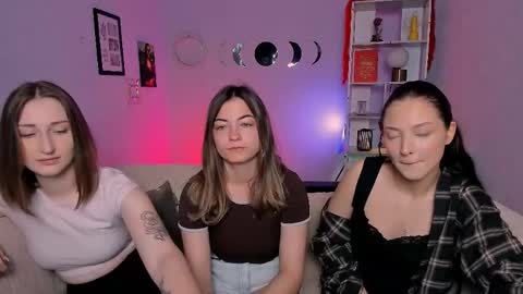Snapshot of eva_smiith_ chatting on May 25, 2026, 5:46 am Eva online show from May 25, 2026, 5:46 am