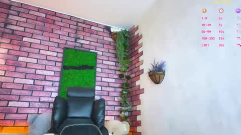 Eva online show from February 12, 2025, 9:22 pm