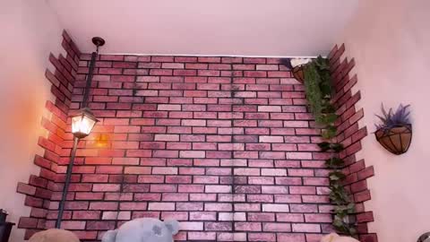 Eva online show from October 4, 2025, 10:08 pm