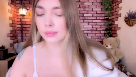 Eva online show from February 17, 2026, 8:37 pm