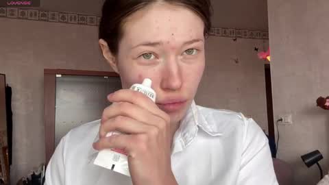 eva varnerr online show from April 18, 2026, 11:25 am