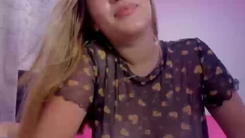 Eva online show from September 15, 2025, 10:32 pm