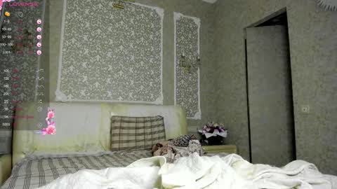 Eva online show from December 21, 2025, 10:44 am