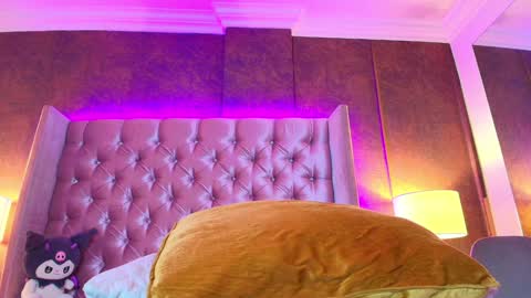 Snapshot of evaa_cloee chatting on February 5, 2025, 5:41 am EVA CLOEE online show from February 5, 2025, 5:41 am