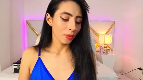 Snapshot of evaa_cloee chatting on September 16, 2025, 2:12 am EVA CLOEE online show from September 16, 2025, 2:12 am