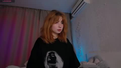 Snapshot of evaa_moonn_ chatting on May 16, 2026, 1:32 pm Eva online show from May 16, 2026, 1:32 pm