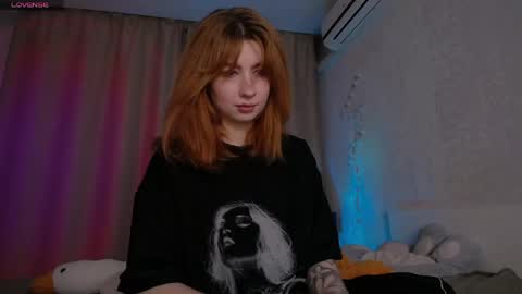 Snapshot of evaa_moonn_ chatting on May 19, 2026, 1:56 am Eva online show from May 19, 2026, 1:56 am