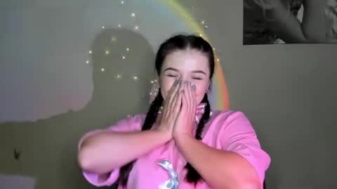 Eva online show from December 2, 2024, 12:52 am