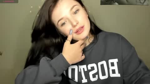 Eva online show from December 4, 2024, 12:14 pm