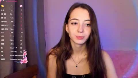 Snapshot of evabradly chatting on October 29, 2025, 6:53 pm evabradly online show from October 29, 2025, 6:53 pm