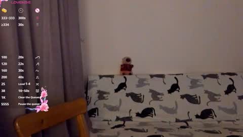 evabradly online show from December 19, 2025, 7:21 pm