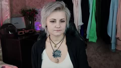 Eva Brownie online show from February 5, 2025, 9:57 am