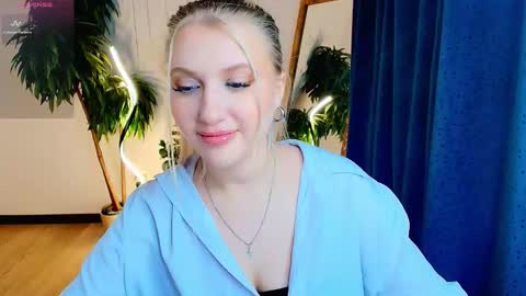 Eva  online show from March 8, 2026, 2:59 am