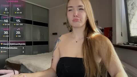 Snapshot of evacarter1 chatting on October 4, 2025, 8:34 am evacarter1 online show from October 4, 2025, 8:34 am