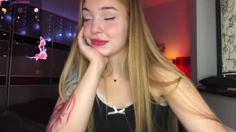 Snapshot of evacarter1 chatting on November 15, 2025, 12:45 pm evacarter1 online show from November 15, 2025, 12:45 pm