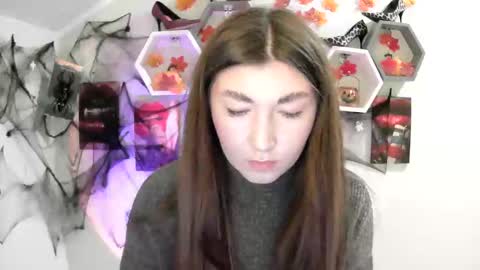 Snapshot of evachaturbatte chatting on October 17, 2025, 9:12 am Evachaturbatte online show from October 17, 2025, 9:12 am