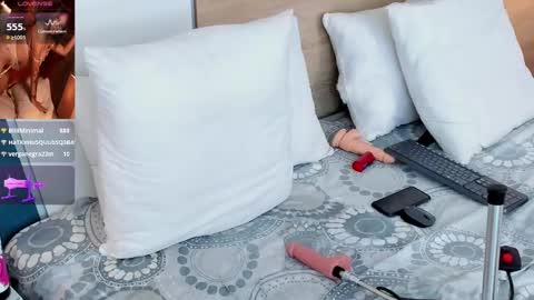 Evadne online show from February 19, 2025, 9:25 pm