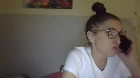 evaglad online show from October 2, 2025, 5:31 pm