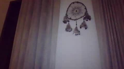 evaglad online show from October 15, 2025, 7:03 pm