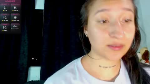 Snapshot of evah_lee chatting on June 2, 2026, 3:41 am Evah Lee online show from June 2, 2026, 3:41 am