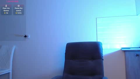 Eva online show from March 29, 2026, 4:45 am