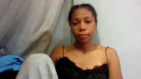 Snapshot of evahaldy chatting on May 3, 2026, 6:03 pm evahaldy online show from May 3, 2026, 6:03 pm
