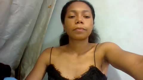 Snapshot of evahaldy chatting on May 17, 2026, 5:31 pm evahaldy online show from May 17, 2026, 5:31 pm