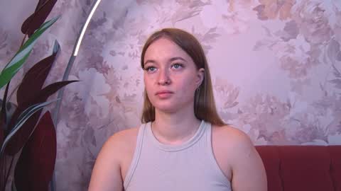evahariss1 online show from September 14, 2025, 6:56 am